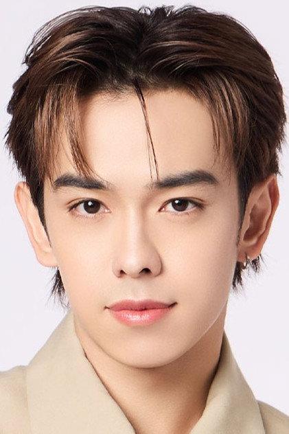 Lapat Ngamchaweng - Actor Profile Photo