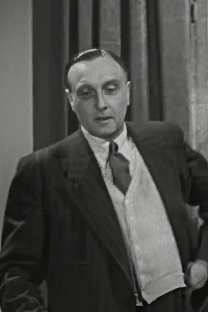 Charles Roy - Actor Profile Photo
