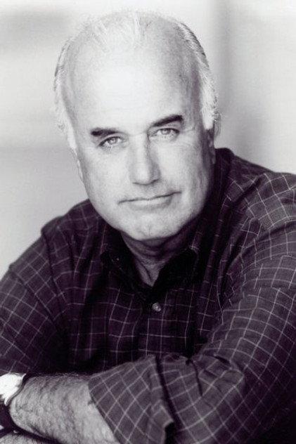 Blumen Young - Actor Profile Photo