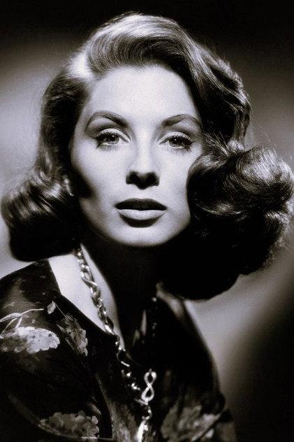 Suzy Parker - Actor Profile Photo