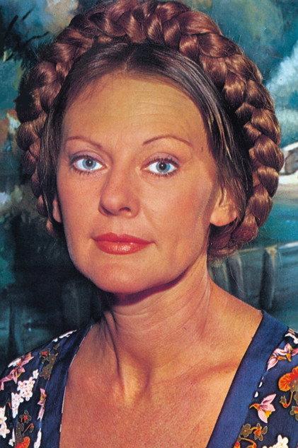 Elizabeth Hartmann - Actor Profile Photo
