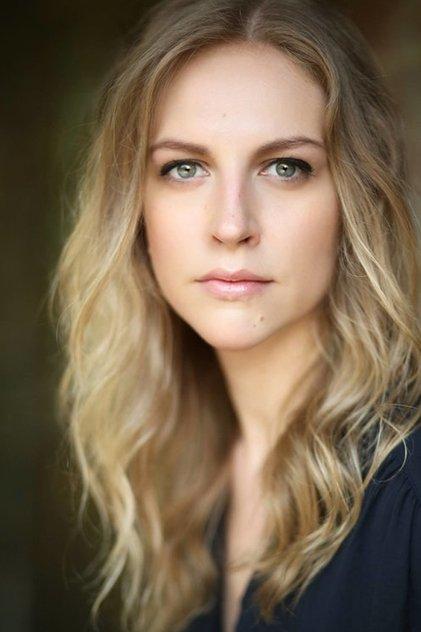 Caitlin Innes Edwards - Actor Profile Photo