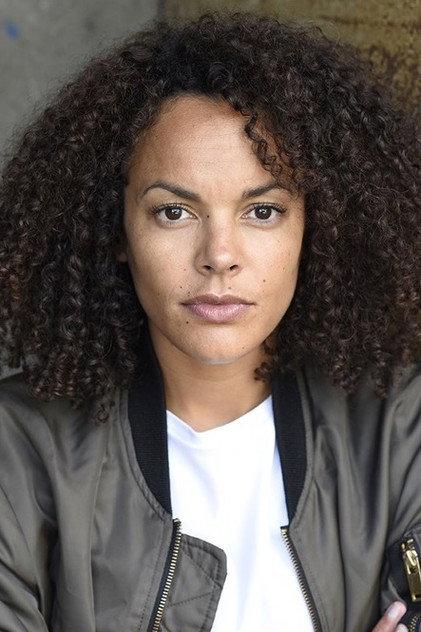 Justine Viotty - Actor Profile Photo