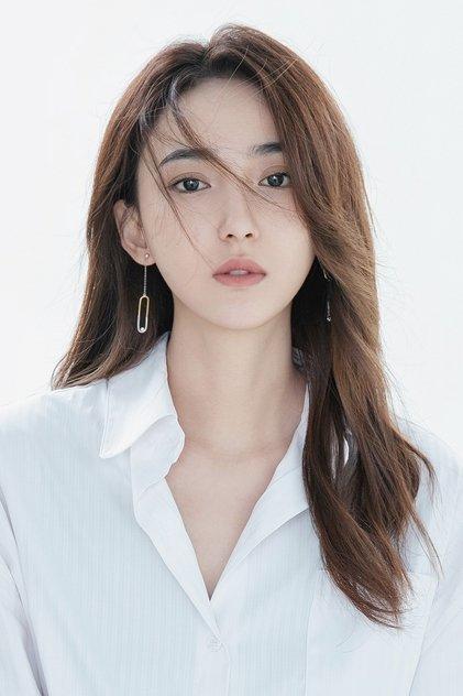Ai Xiaoqi - Actor Profile Photo