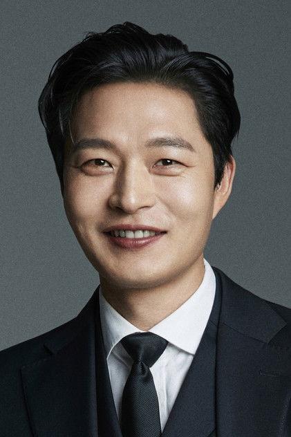 Lee Sung-woo - Actor Profile Photo