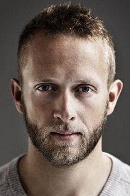 Adam Brix - Actor Profile Photo