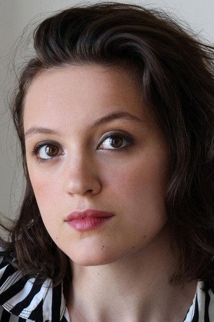 Eleanore Pienta - Actor Profile Photo
