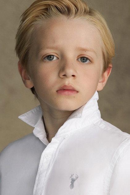 Dexter Sol Ansell - Actor Profile Photo