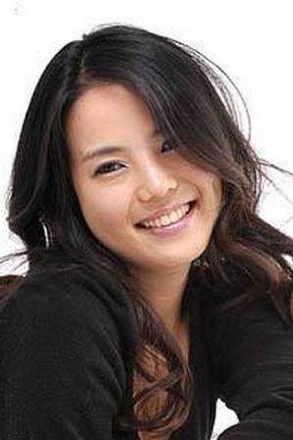 Kim Gang-hee - Actor Profile Photo