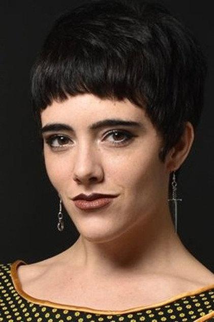 Zoë Vnak - Actor Profile Photo