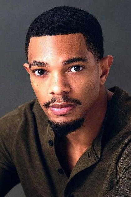 Xavier Mills - Actor Profile Photo
