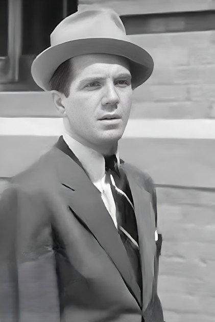 Cully Richards - Actor Profile Photo