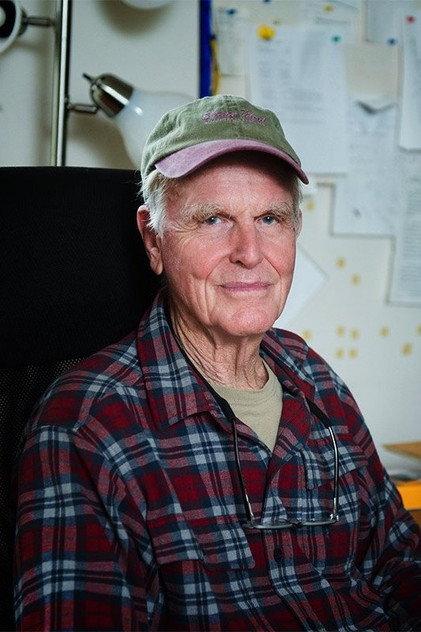 Tom Davenport - Actor Profile Photo