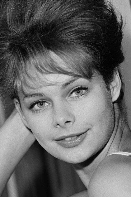 Karin Heske - Actor Profile Photo