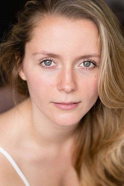 Chloé Taléomas - Actor Profile Photo