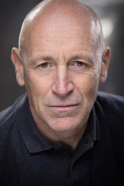 Russell Barnett - Actor Profile Photo