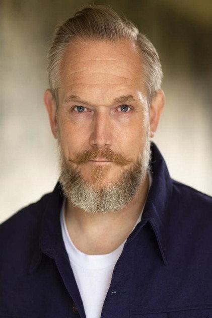Steevan Glover - Actor Profile Photo