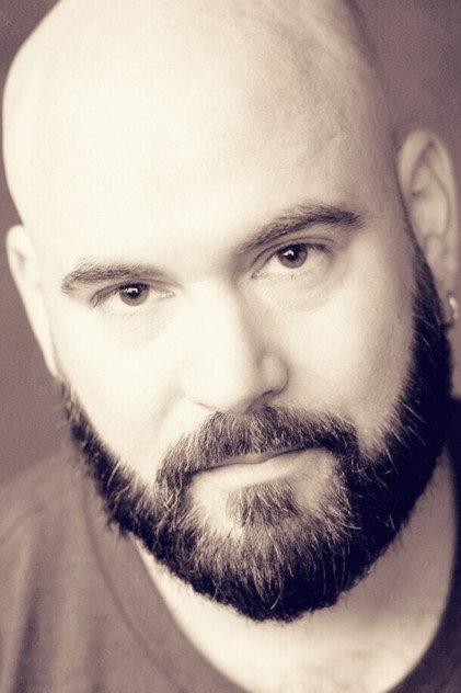 Rémi Caillebot - Actor Profile Photo