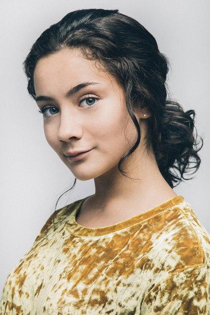 Aurélia Arandi-Longpré - Actor Profile Photo
