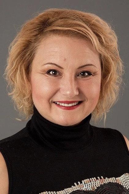 Elvira Rimbu - Actor Profile Photo
