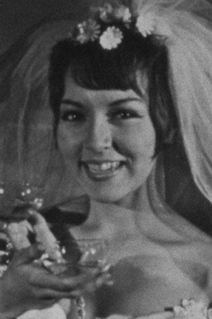 Mimi Stark - Actor Profile Photo