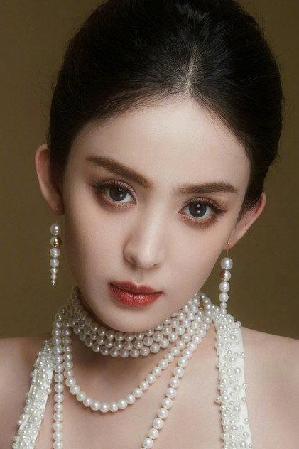 Gulnezer Bextiyar - Actor Profile Photo