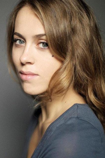 Pauline Huruguen - Actor Profile Photo