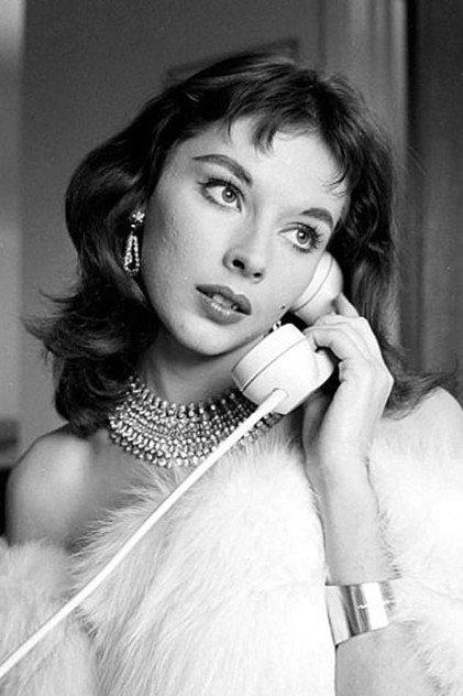 Vikki Dougan - Actor Profile Photo