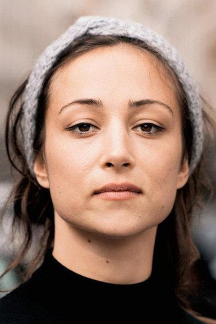 Aenne Schwarz - Actor Profile Photo