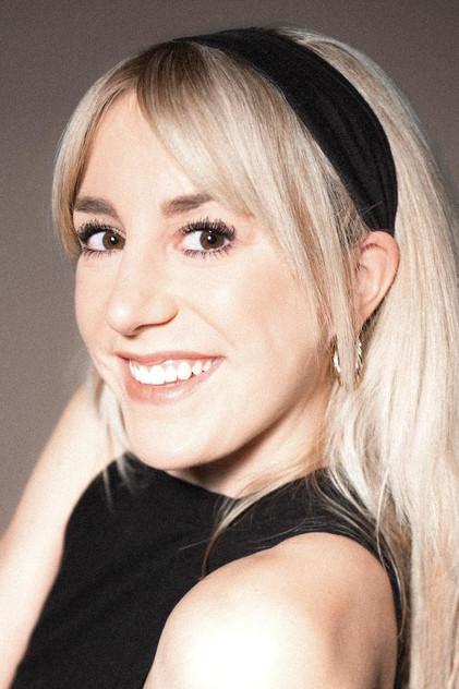 Lauren Henke - Actor Profile Photo