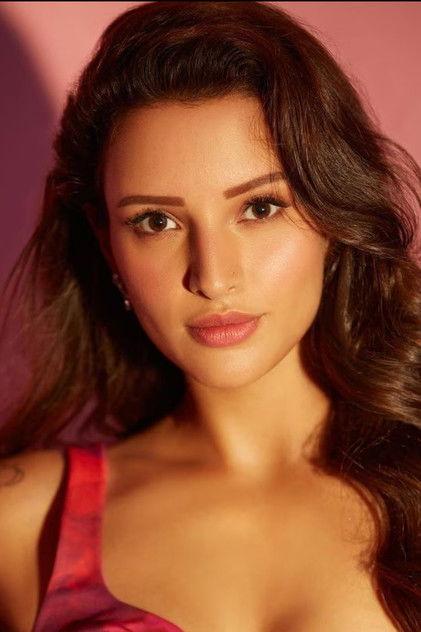 Triptii Dimri - Actor Profile Photo