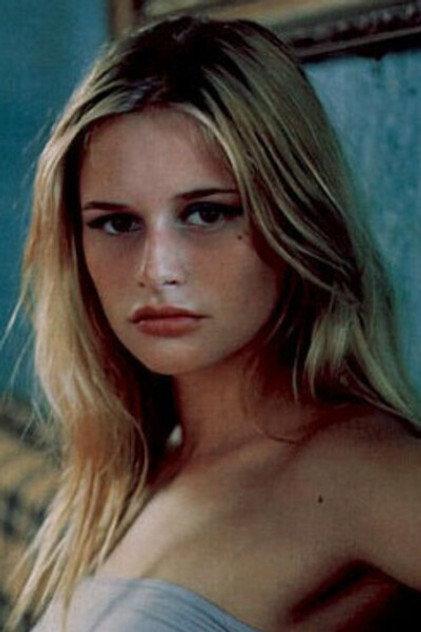 Ehrinn Cummings - Actor Profile Photo