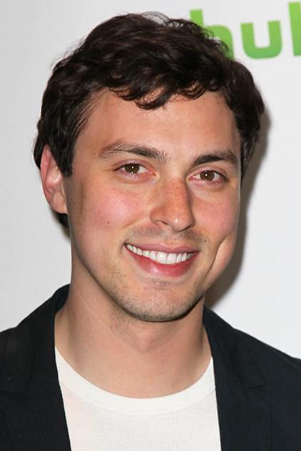 John Francis Daley - Actor Profile Photo