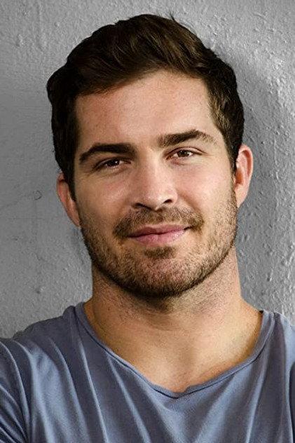 Sean Crampton - Actor Profile Photo