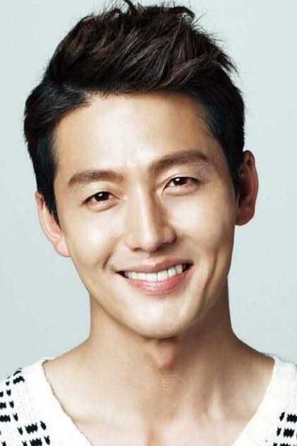 Lee Jung-jin - Actor Profile Photo