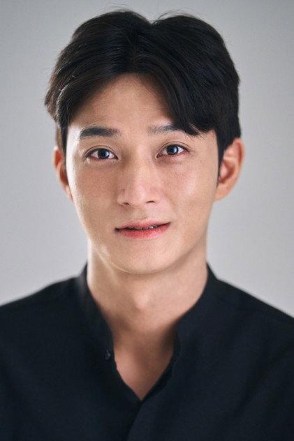 Jae Hu - Actor Profile Photo