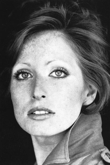 Laura Bonaparte - Actor Profile Photo