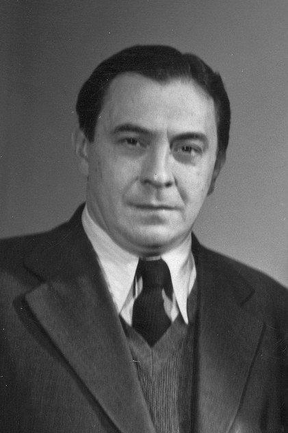 Géza von Bolváry - Actor Profile Photo