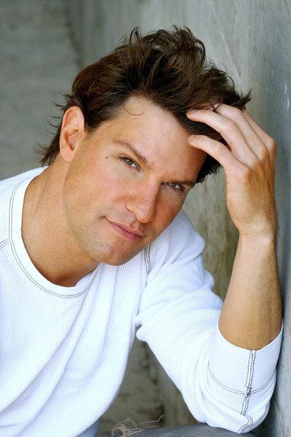 Dylan Vox - Actor Profile Photo