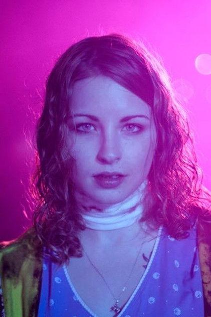 Molly Dunsworth - Actor Profile Photo