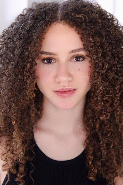 Chloe Coleman - Actor Profile Photo