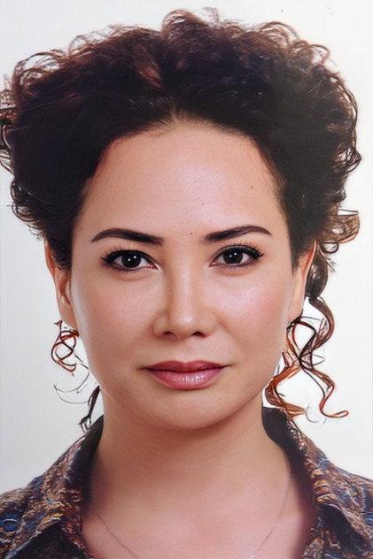 Demet Oran - Actor Profile Photo