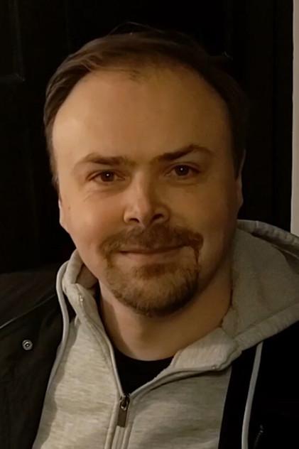 Stuart Ashen - Actor Profile Photo