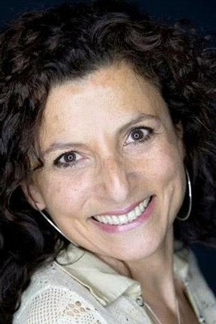 Anouche Setbon - Actor Profile Photo