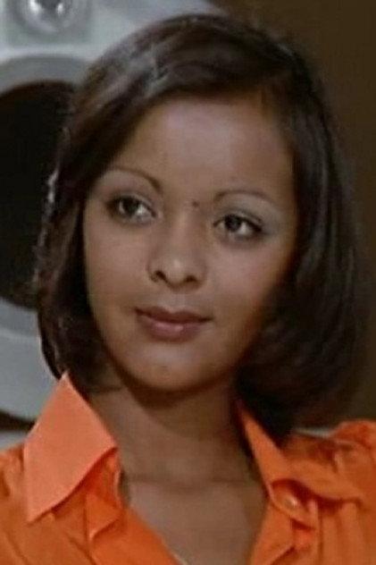 Annie Kerani - Actor Profile Photo