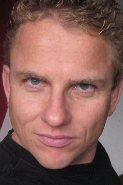 Robert Nortik - Actor Profile Photo