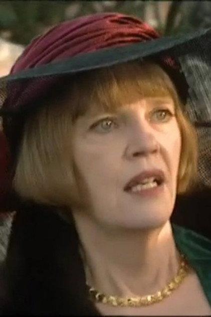 Anna-Louise Lefèvre - Actor Profile Photo