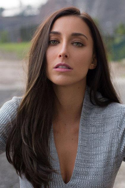 Sofía Sisniega - Actor Profile Photo