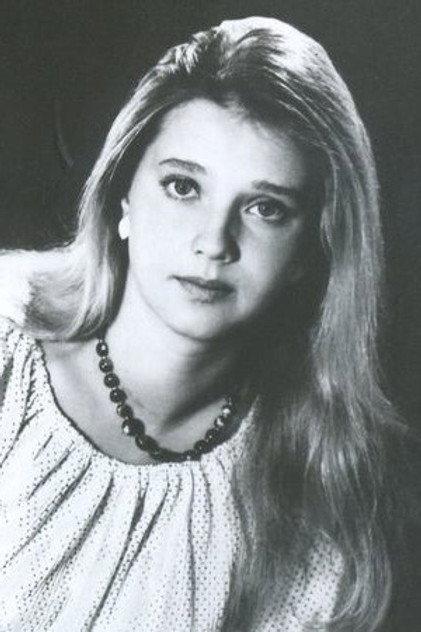 Elena Antonova - Actor Profile Photo