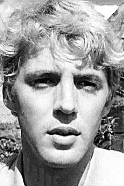 Iain Quarrier - Actor Profile Photo